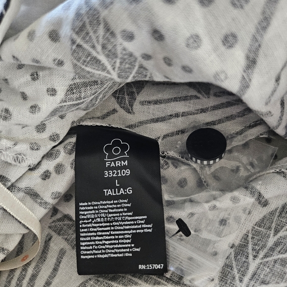 Farm Rio Linen Blend Romper - Picture 12 of 13